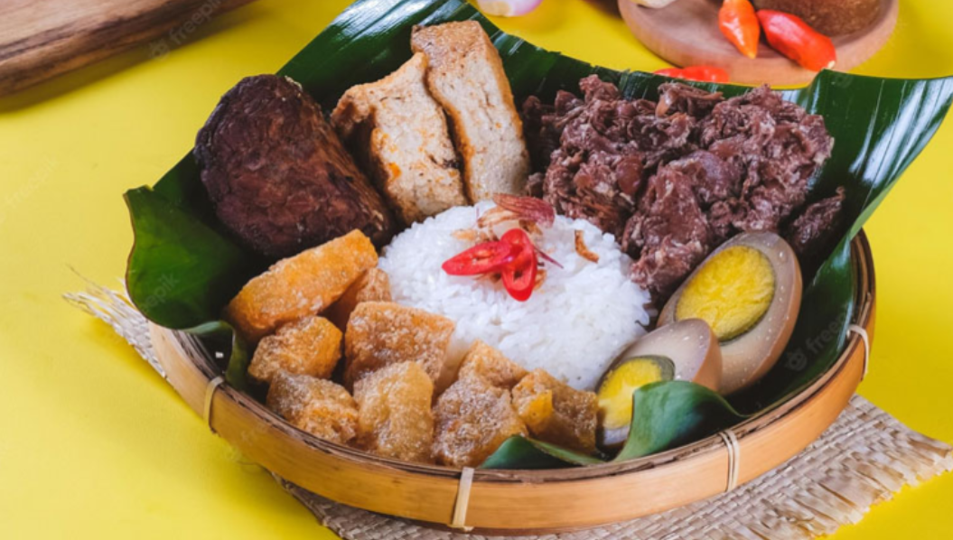 Gudeg Kuliner Legendaris Yogyakarta