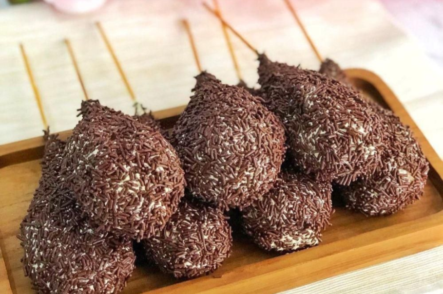 Donat Paha Ayam Dengan Rasa Unik